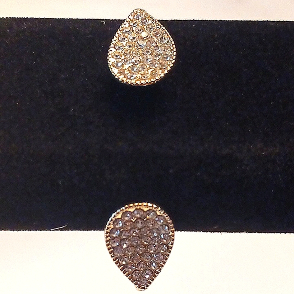 BRACELET CUFF PEAR SHAPE